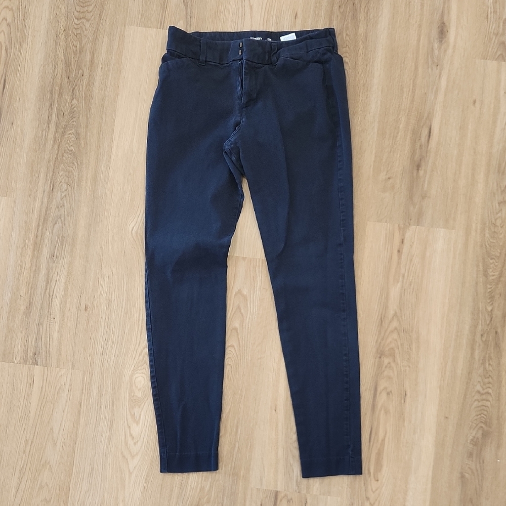 Old Navy Pixie Black Slim Fit Pants Size 4